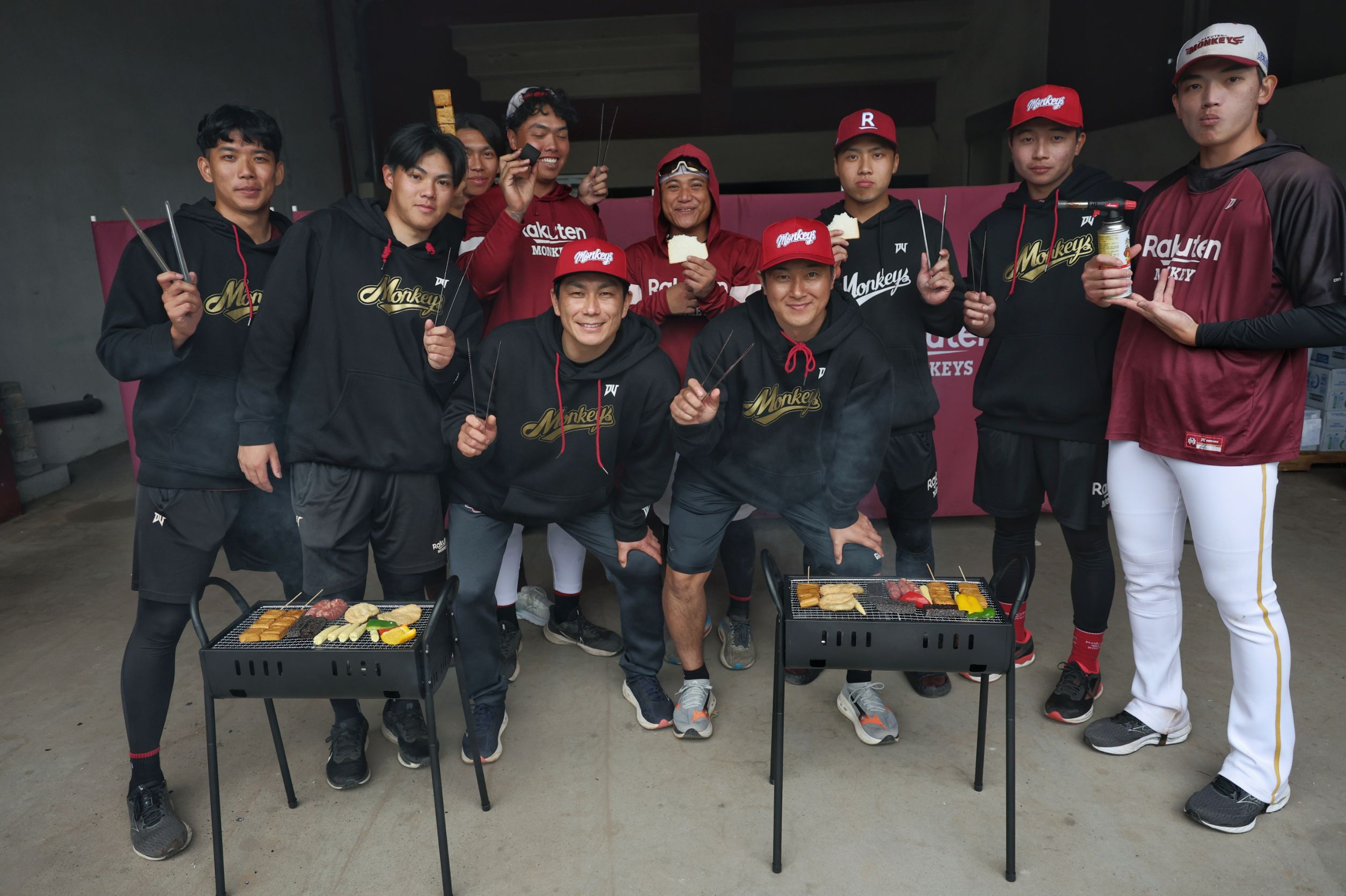 銀次、岡島豪郎