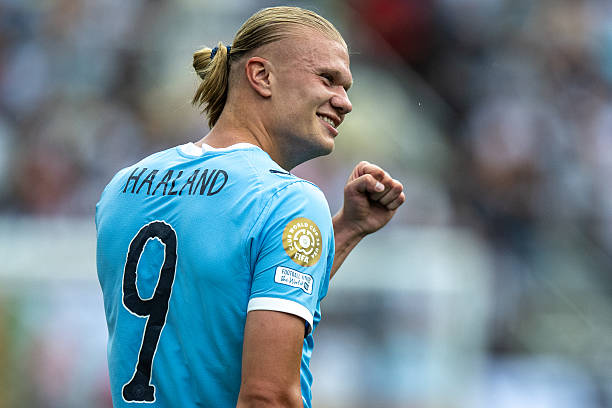 Haaland reaches 300 career goals | DAZN News PT