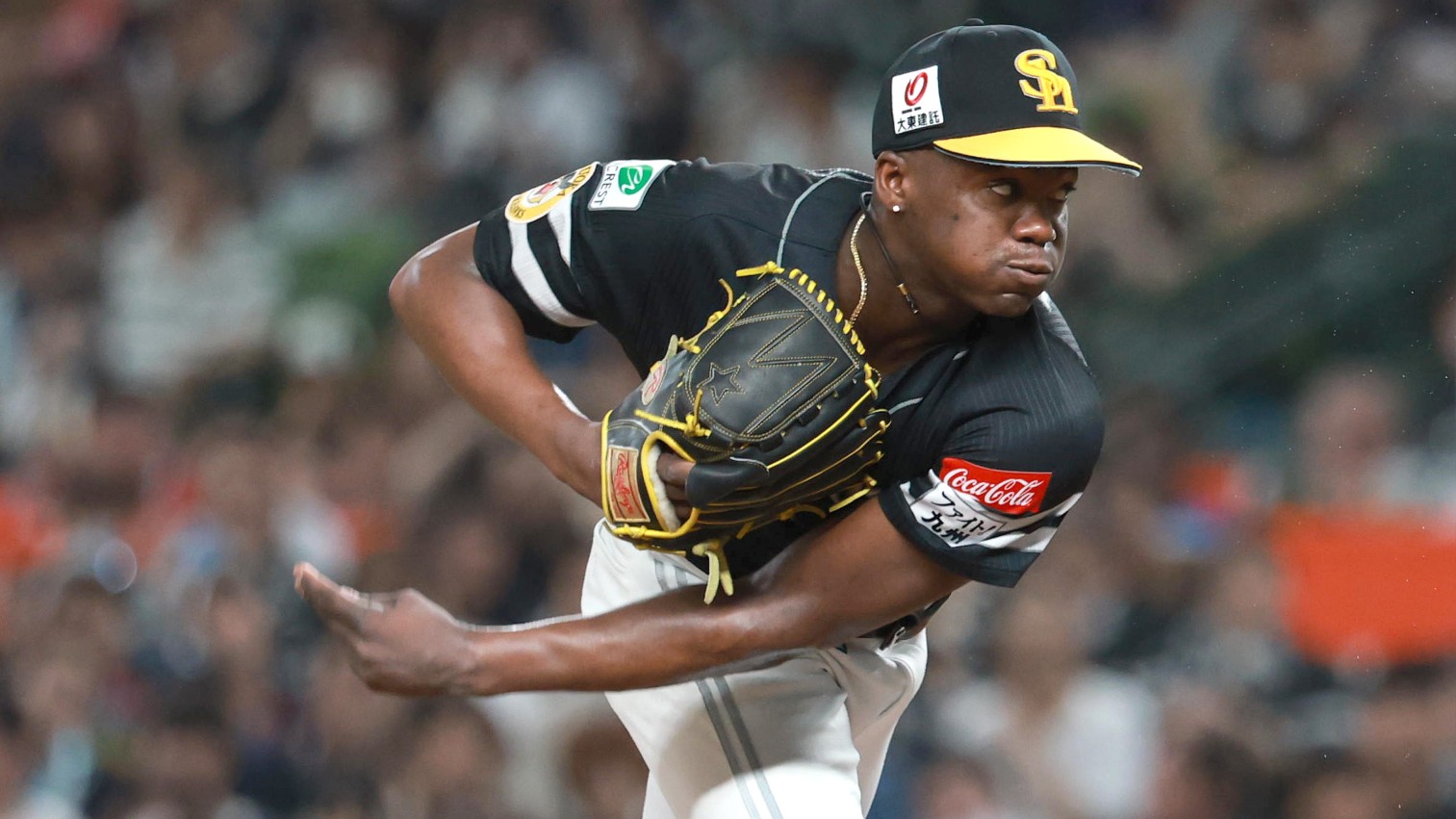 2025-07-19-npb-hawks-moinelo