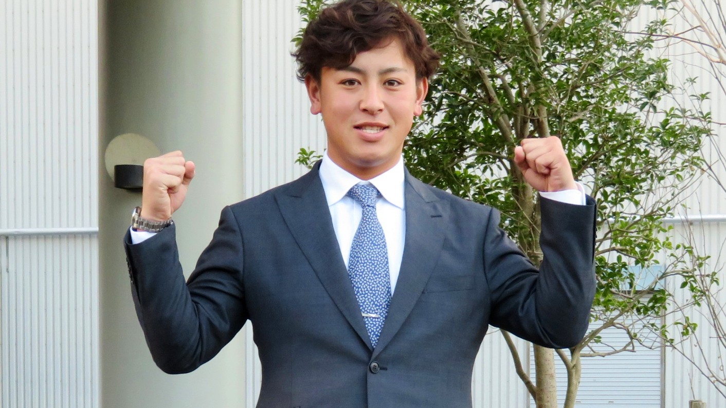 2020-04-19-npb-Fighters-Kawano