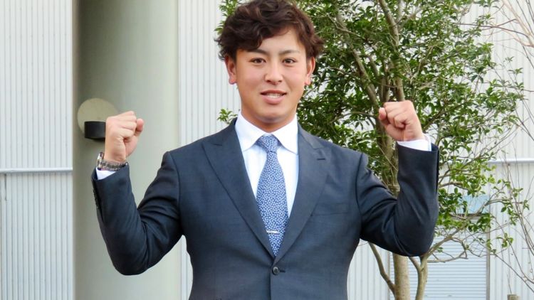 2020-04-19-npb-Fighters-Kawano