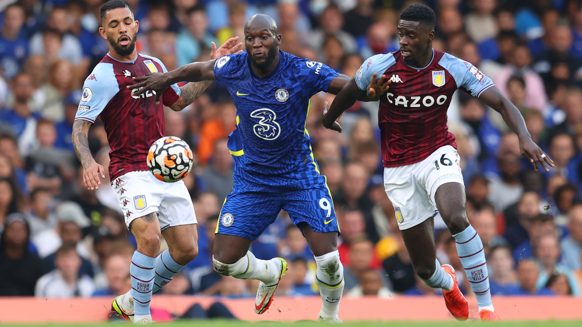 Tuanzebe contro Lukaku