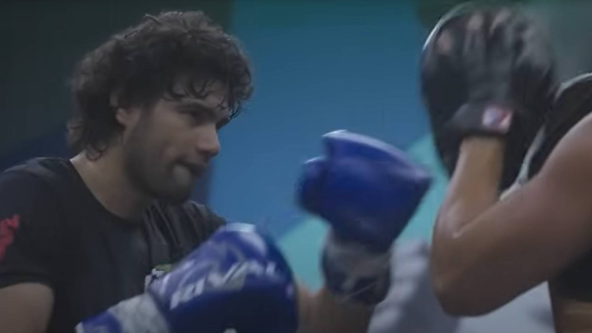 Gilberto 'Zurdo' Ramirez is put through his paces at training