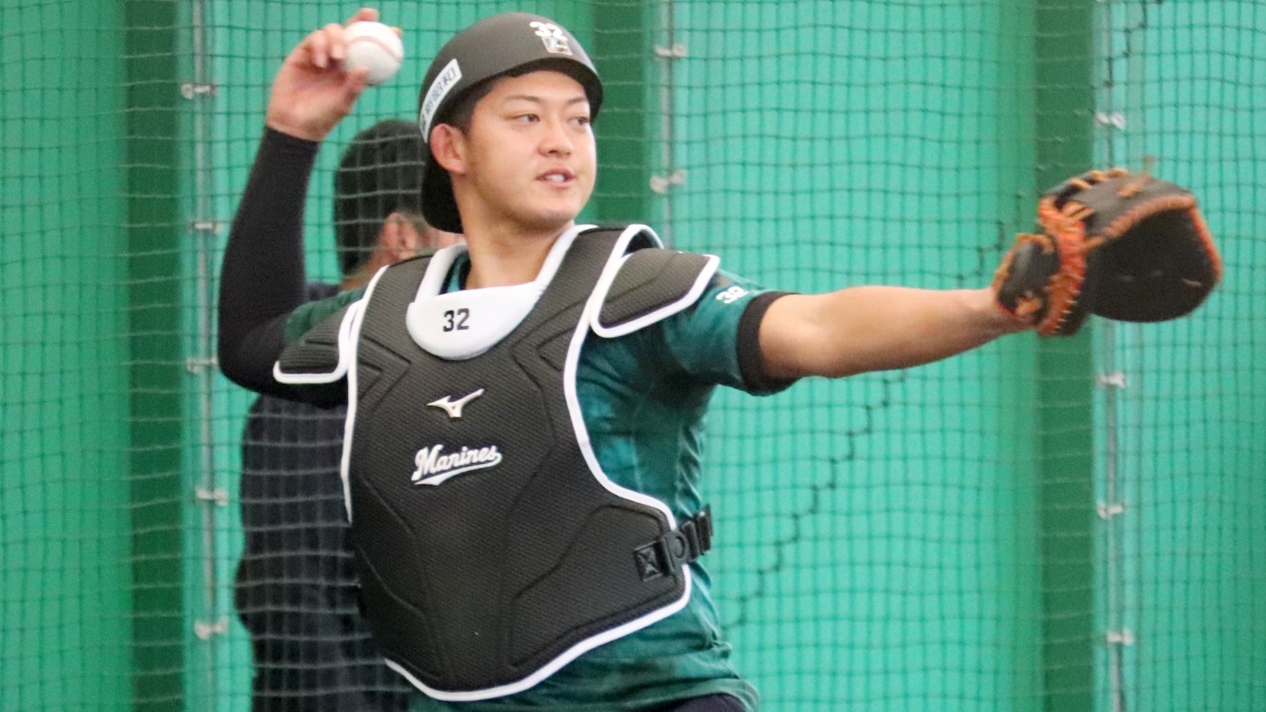 2020-06-16-npb-Marines-SATO