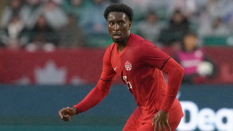 What Moise Bombito's injury means for Canada at the World Cup