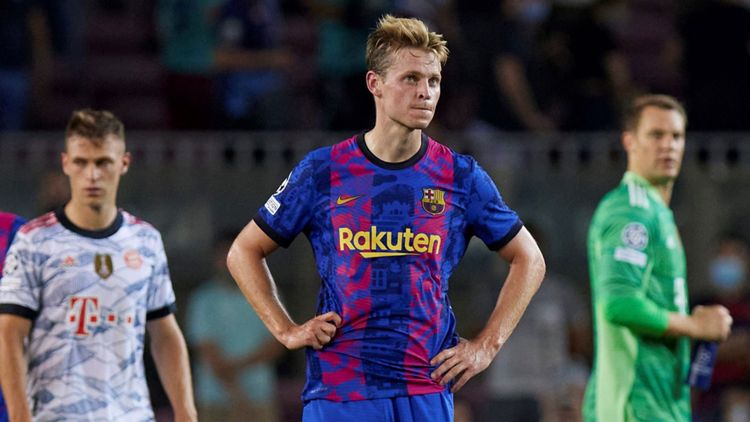 FC Barcelona de Jong FC Bayern München Kimmich Neuer Champions League 14092021