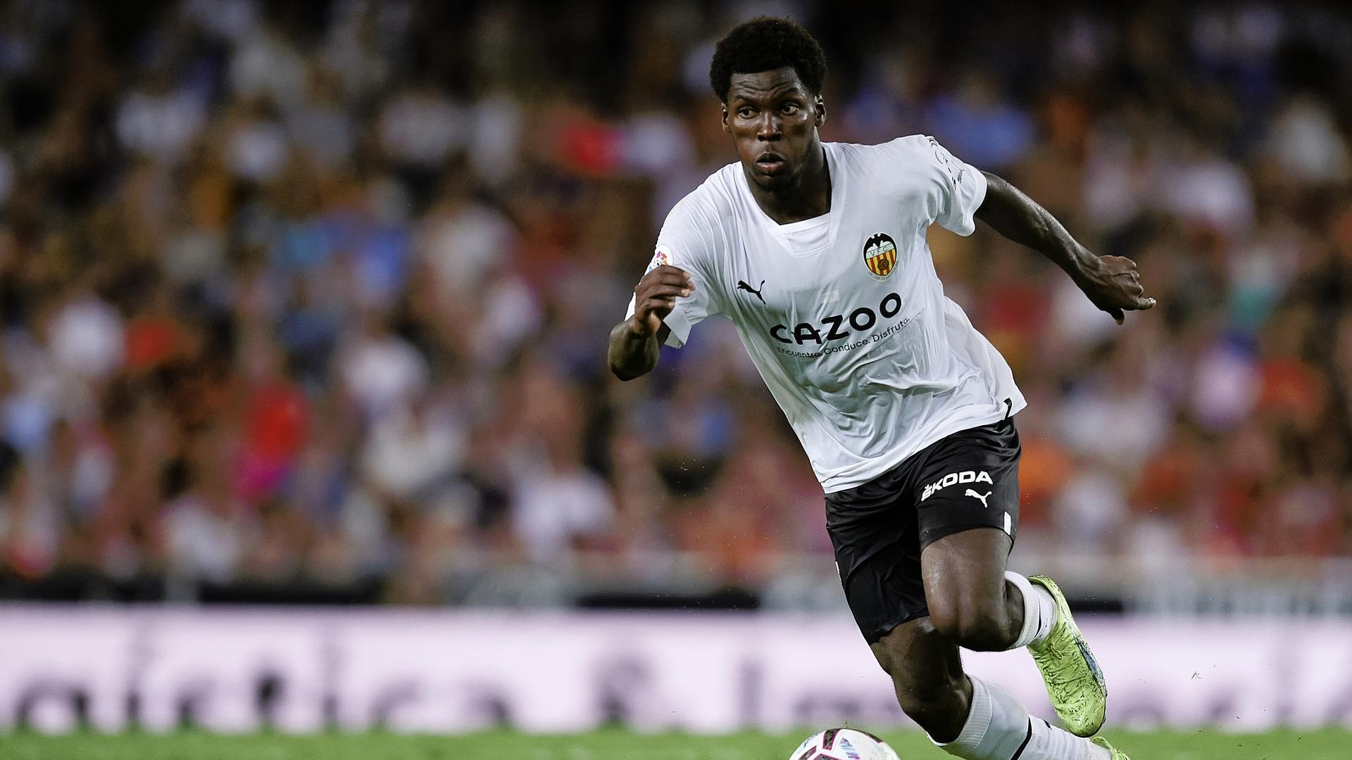 Yunus Musah centrocampista Valencia