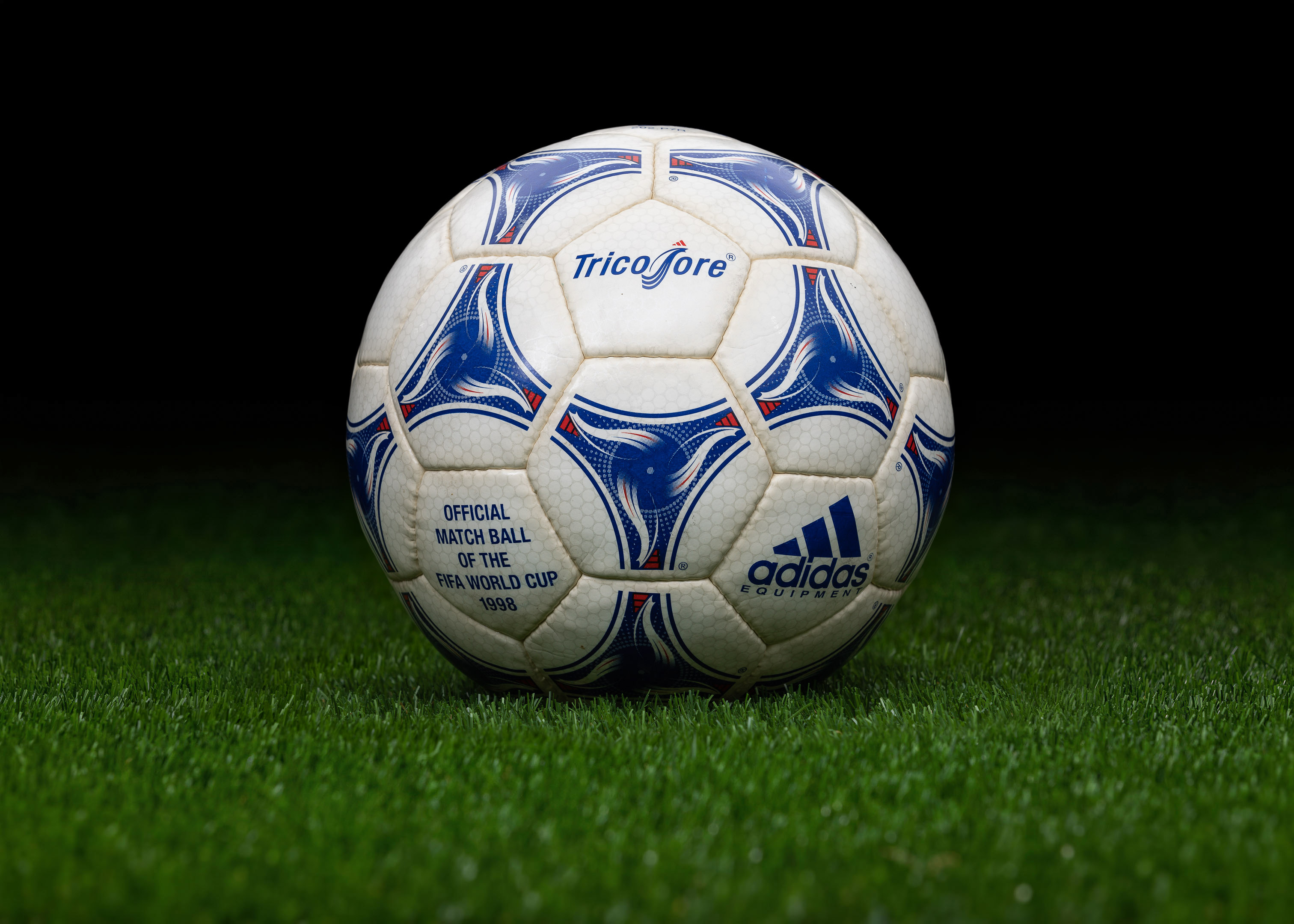 Adidas_Tango_Tricolore_Francia_1998