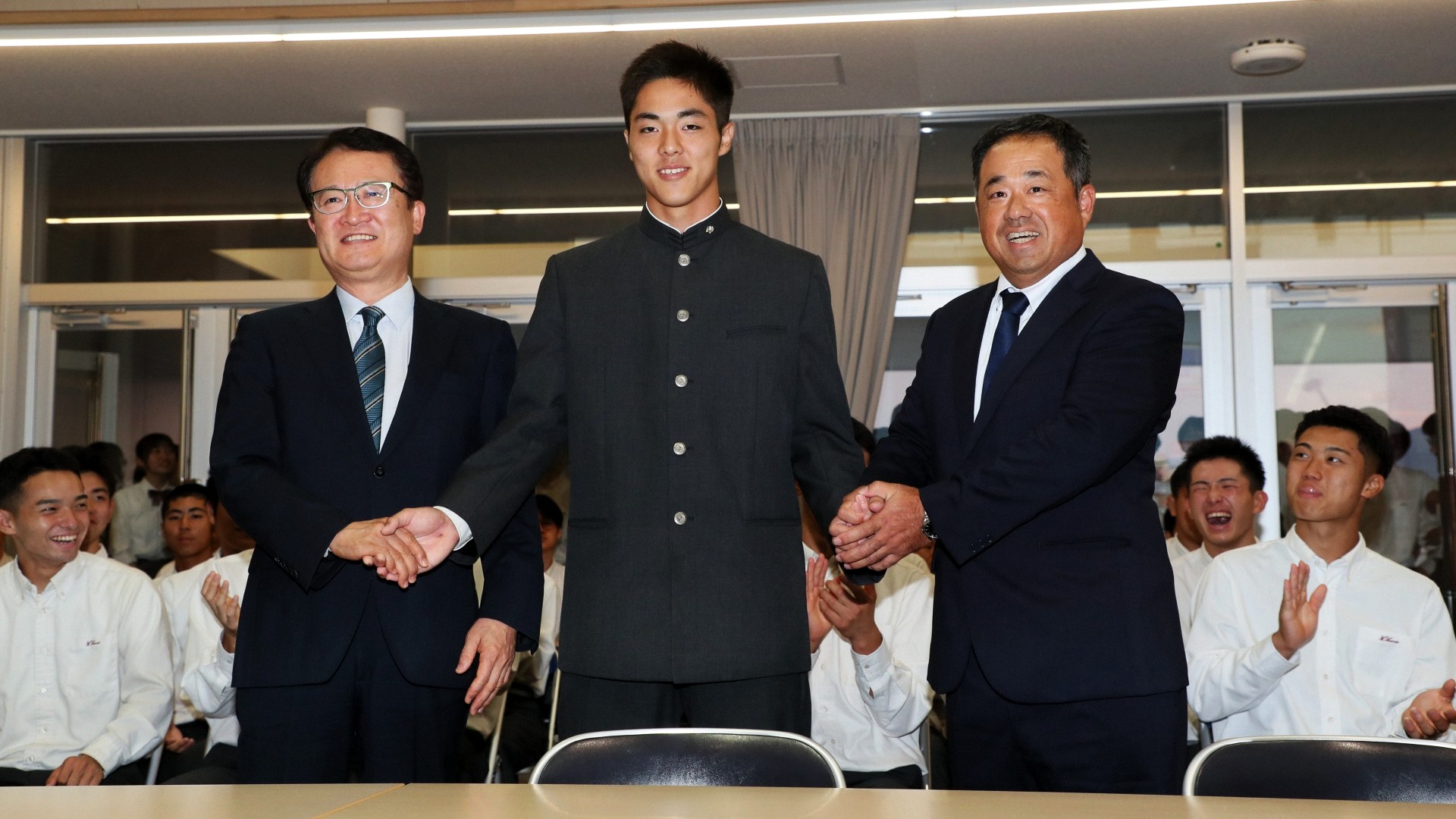 2024-10-25-npb-fighters-shibata