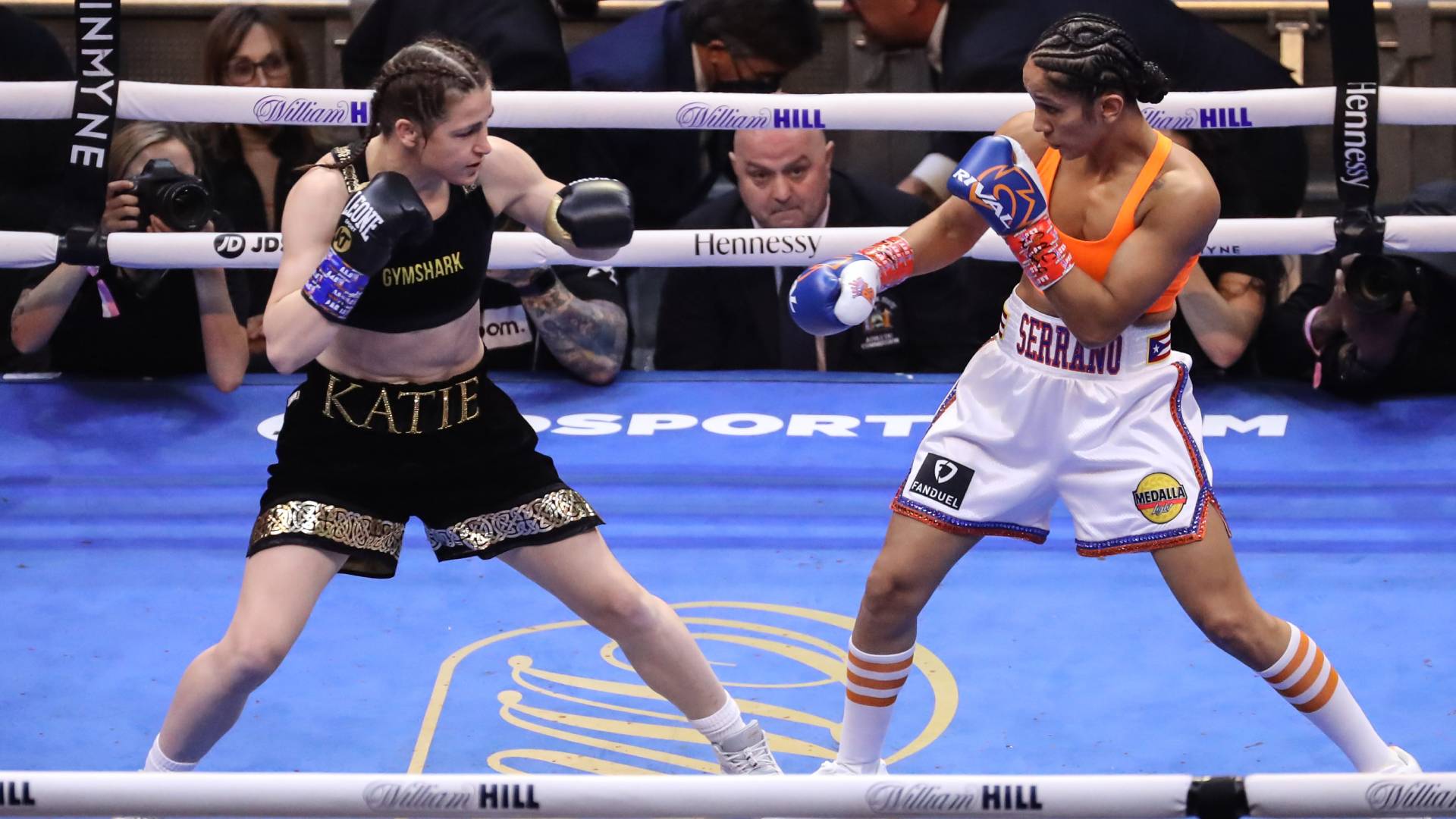 Katie Taylor and Amanda Serrano first fight_30042022