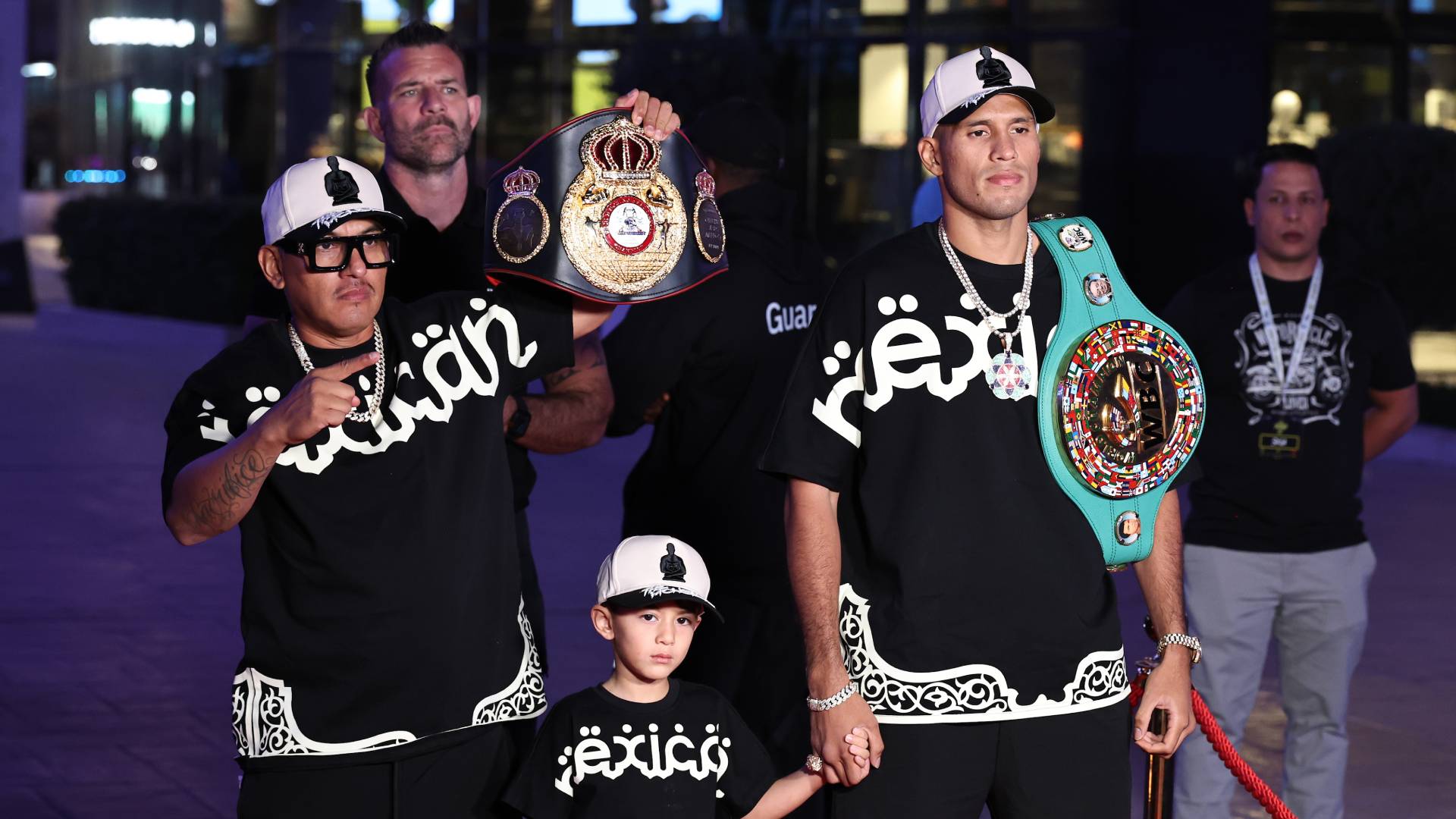 David Benavidez headlines Ring IV