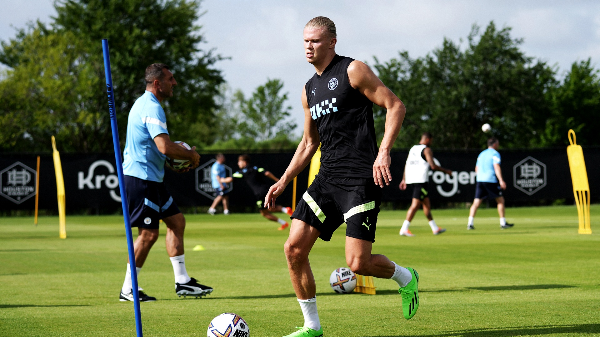 2022-0719-manc-Erling--Haaland