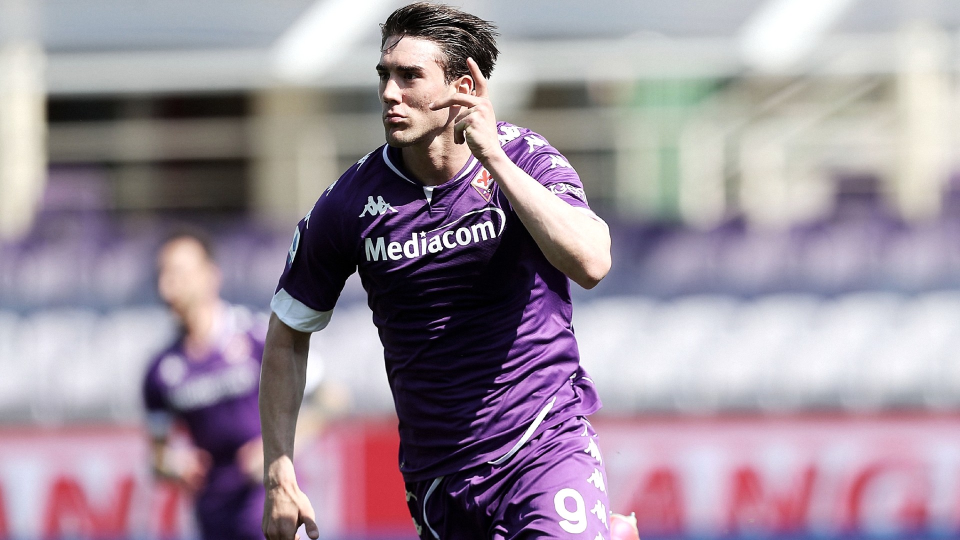 2021-04-25-dusan vlahovic-fiorentina-serie A