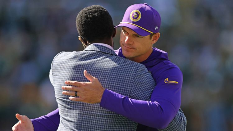 Vikings O'connell Adofo Mensah 16x9