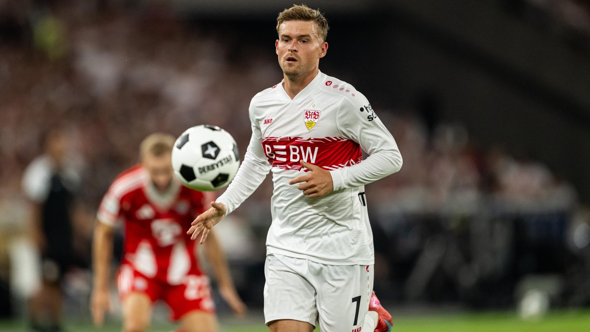 VfB Stuttgart Maximilian Mittelstädt Supercup 16082025
