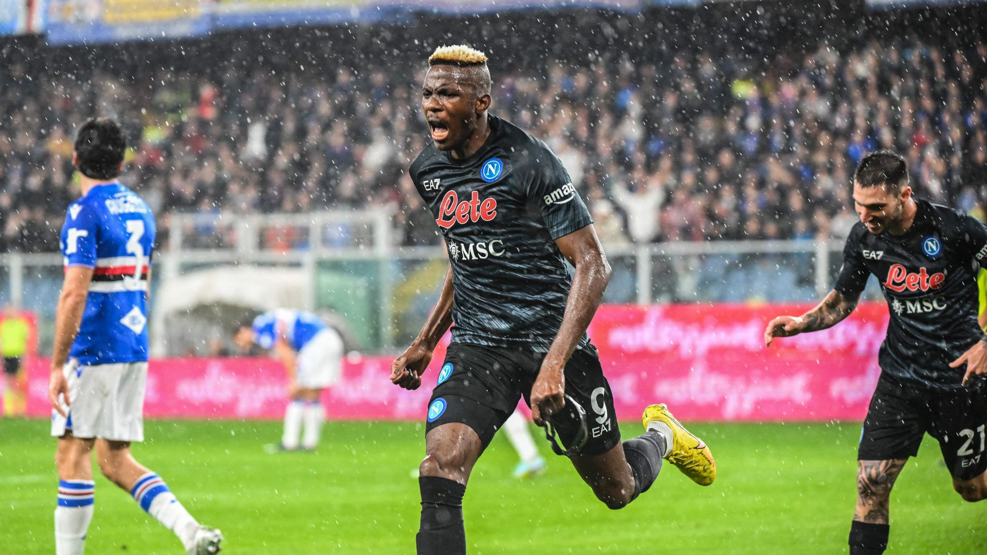 Osimhen esulta in Sampdoria-Napoli