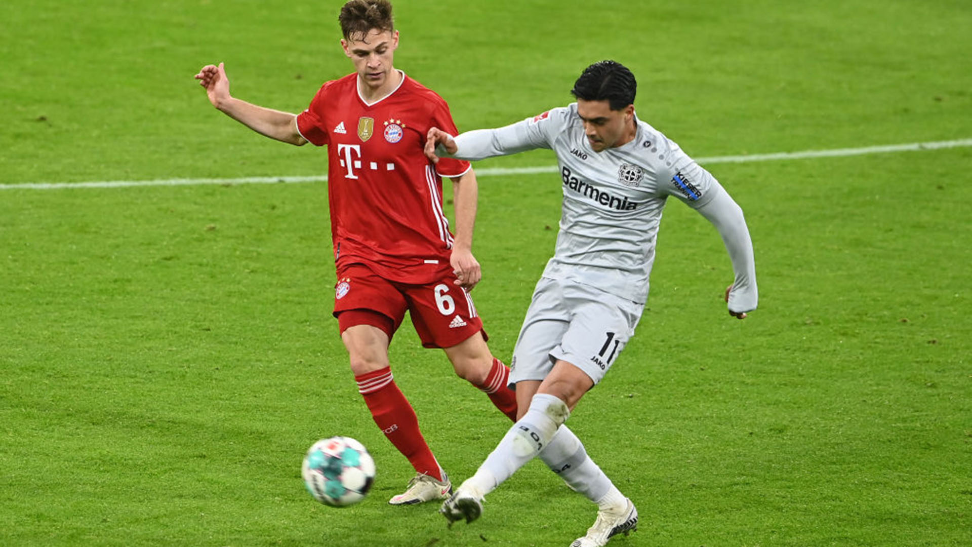 Joshua Kimmich Nadiem Amiri FC Bayern Leverkusen 200421