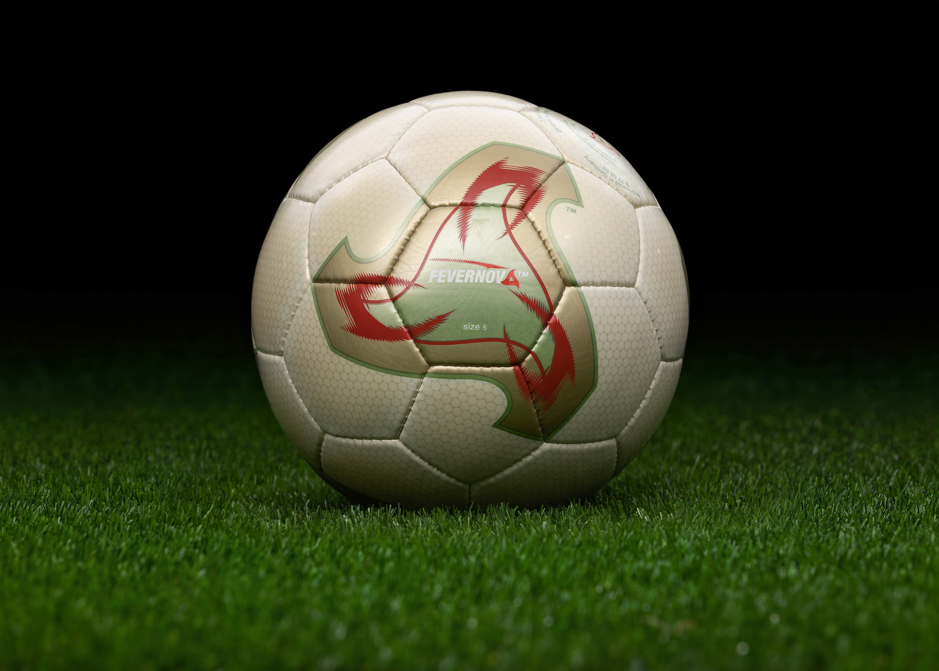 Adidas_Fevernova_Corea_Giappone_2002