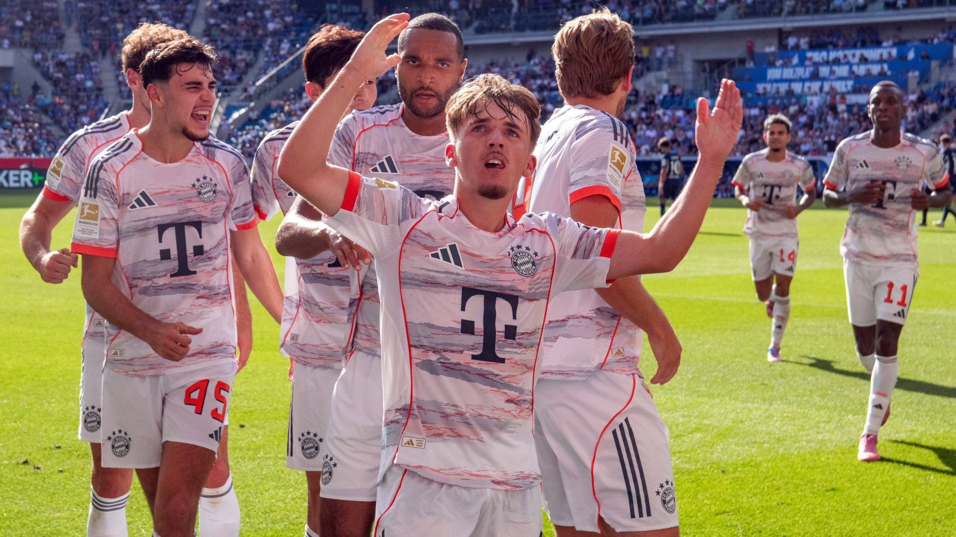 Lennart Karl FC Bayern München 20092025