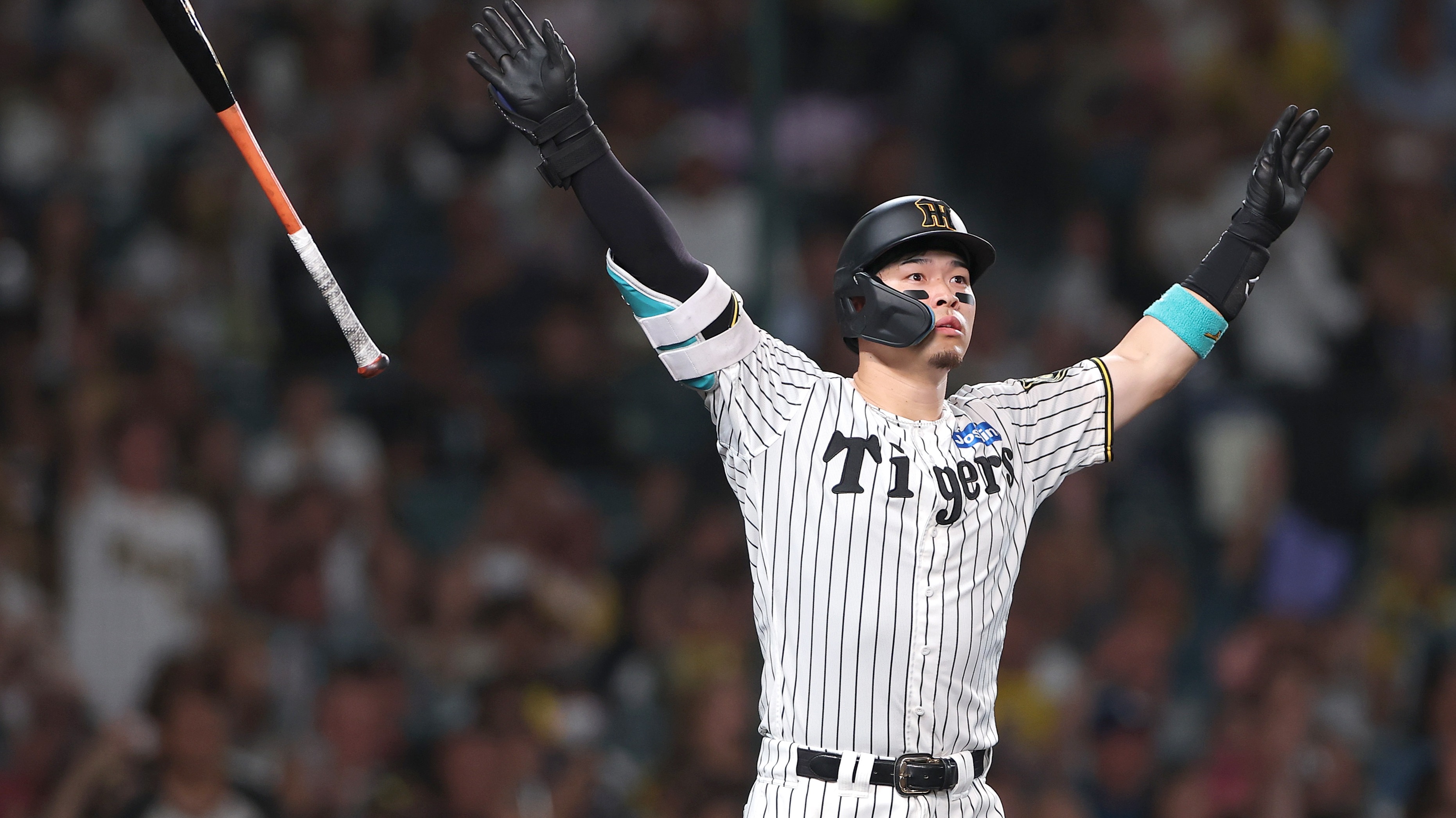 2025-10-02-npb-Tigers-SatohTeruaki