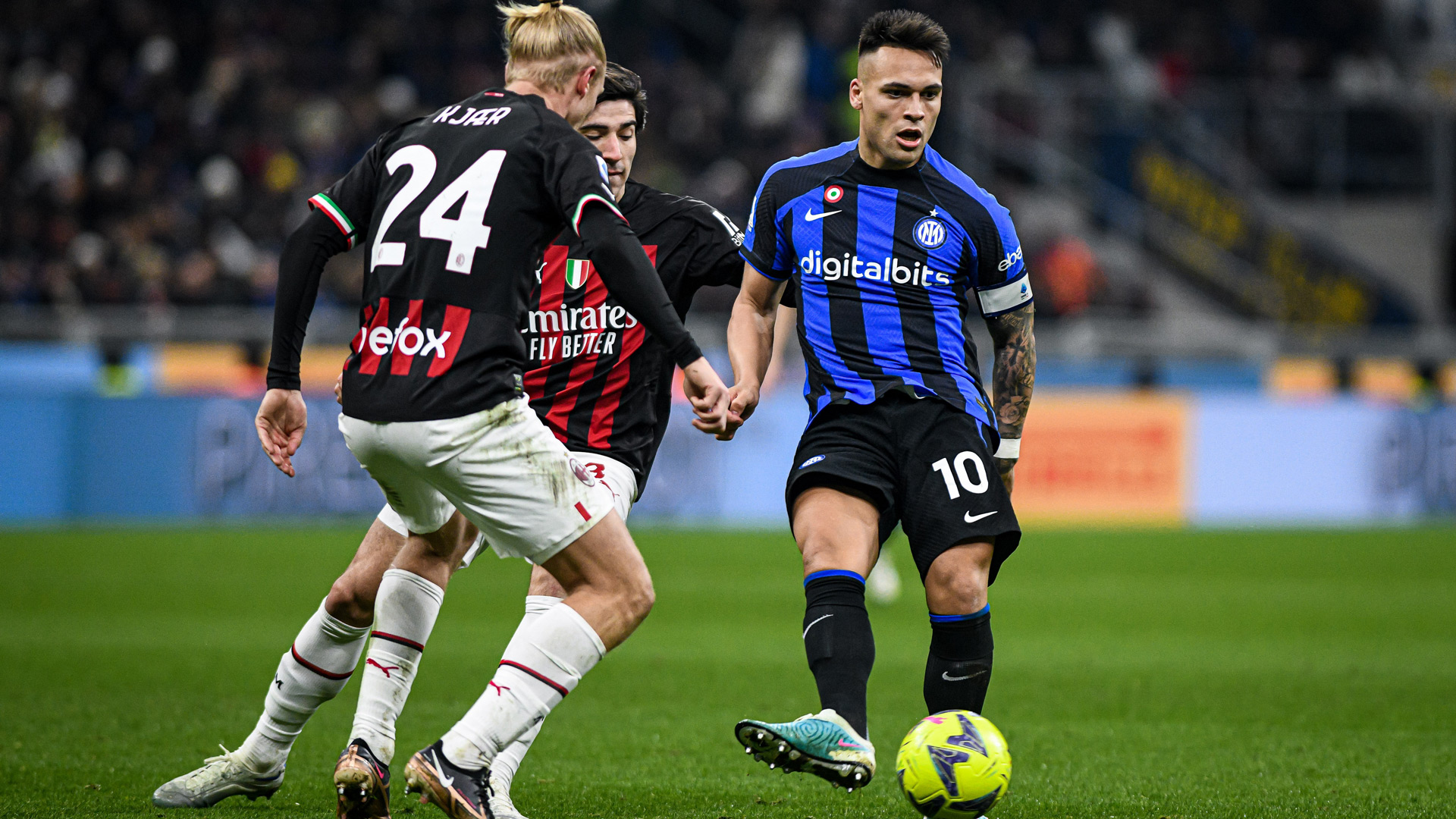Lautaro Martinez Simon Kjaer Inter Mailand AC Milan Serie A 18012023