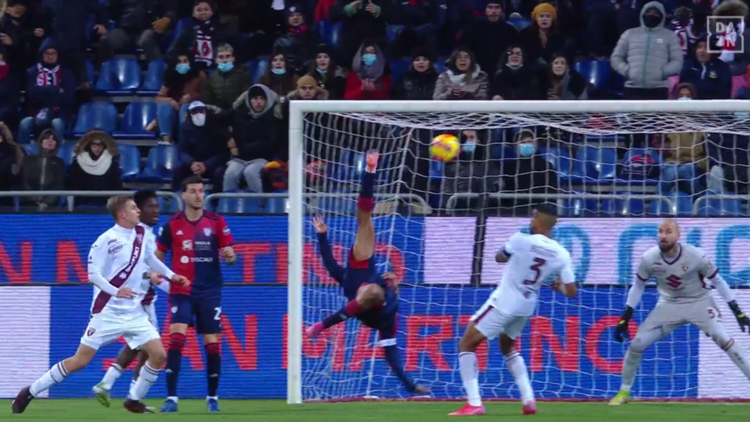 La rovesciata di Joao Pedro