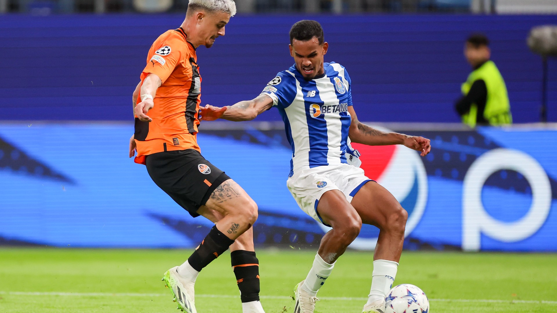 Galeno FC Porto Champions League 19092023