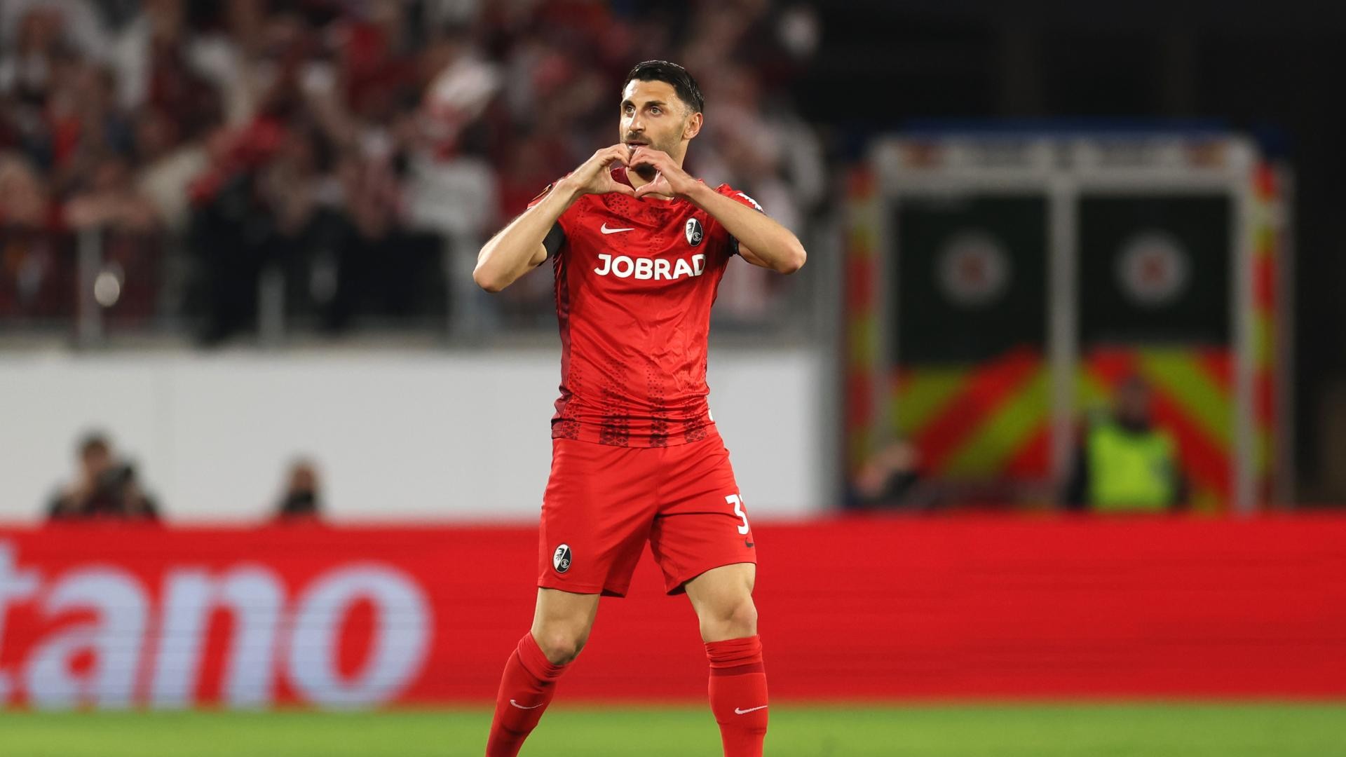 SC Freiburg Vincenzo Grifo Europa League 09042026