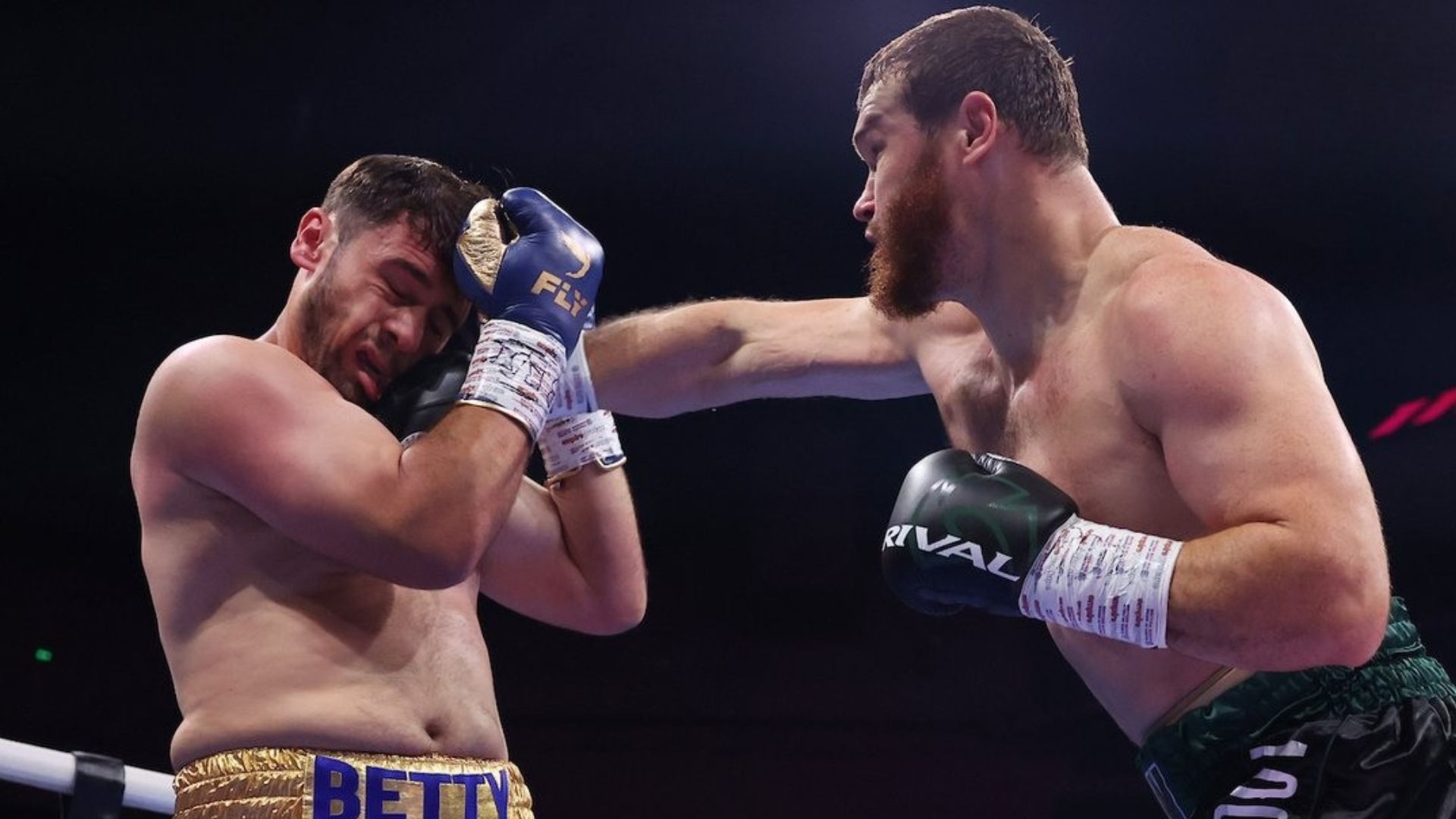 Arslanbek Makhmudov vs Dave Allen