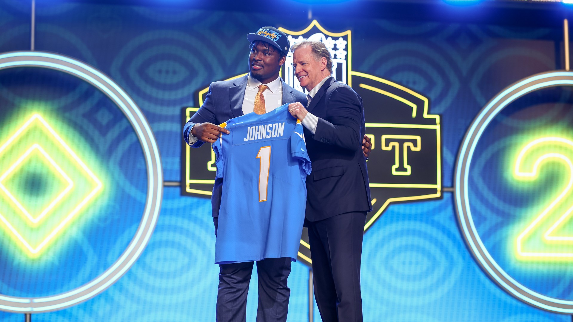 NFL Draft 2022 Los Angeles Chargers Zion Johnson Roger Goodell 28042022
