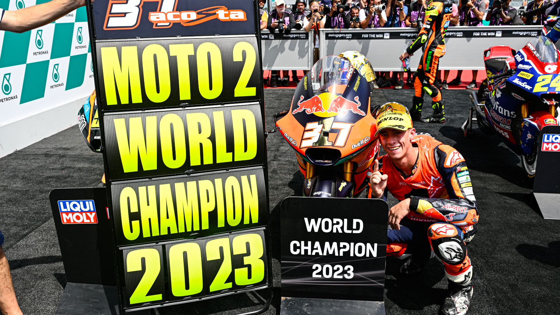 Pedro Acosta campeón del mundo Moto2 GP Malasia 2023