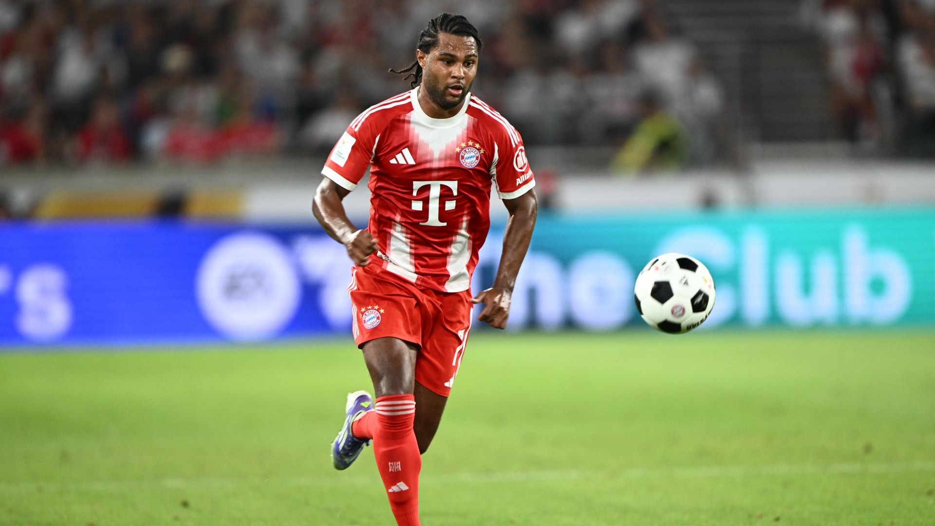 Serge Gnabry FC Bayern München Bundesliga 2025