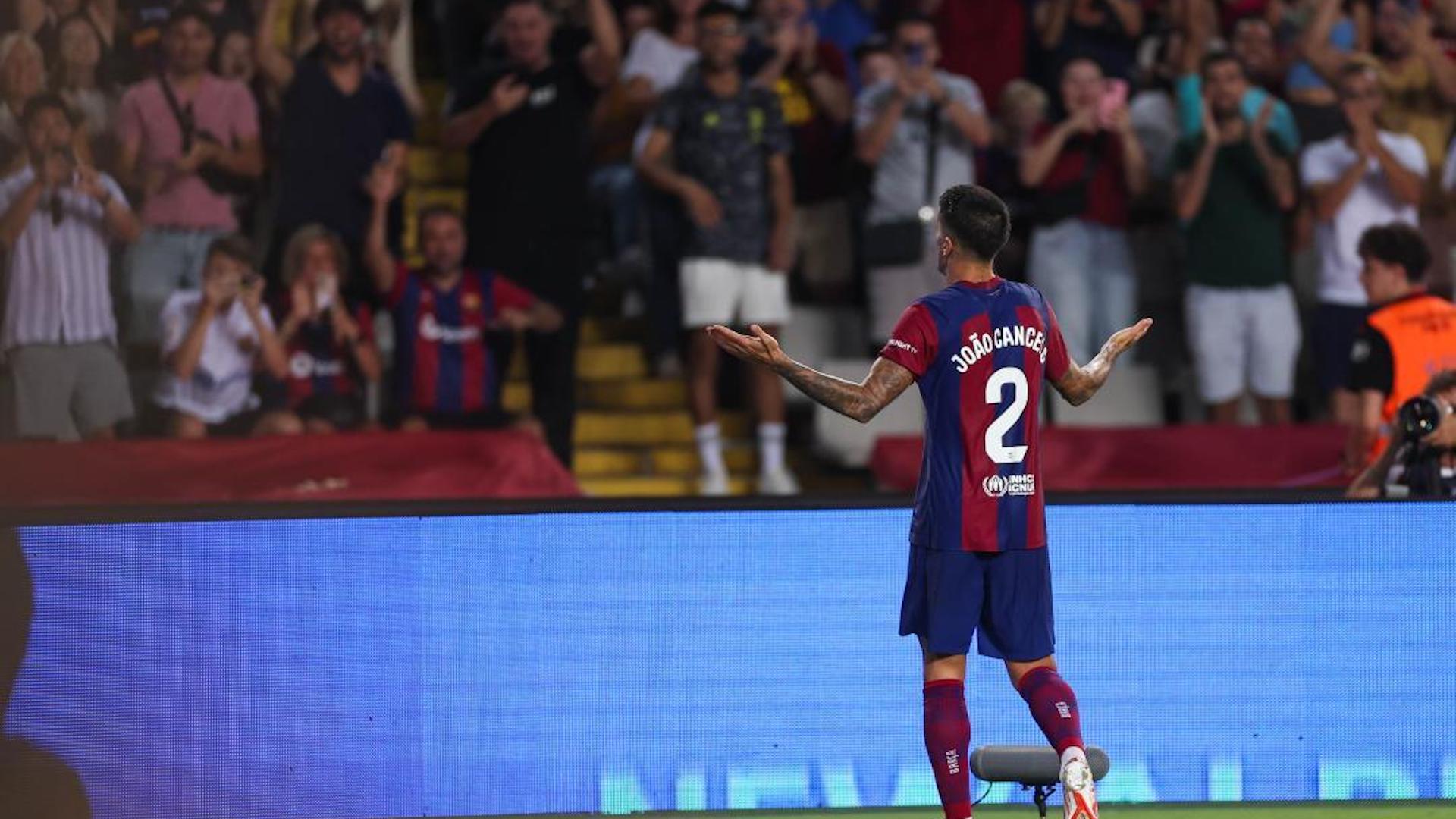 Joao Cancelo Barcelona LaLiga