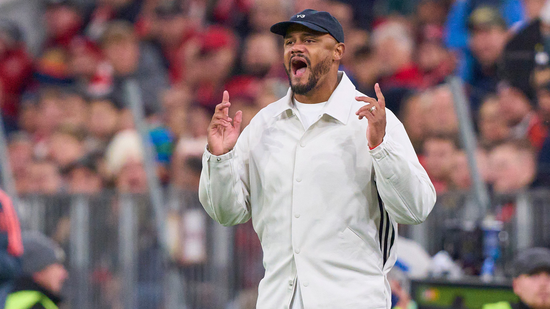 Vincent Kompany FC Bayern München Bundesliga 18102025