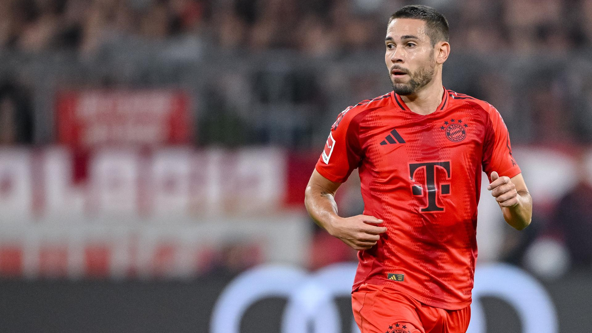 Raphael Guerreiro FC Bayern München 2024