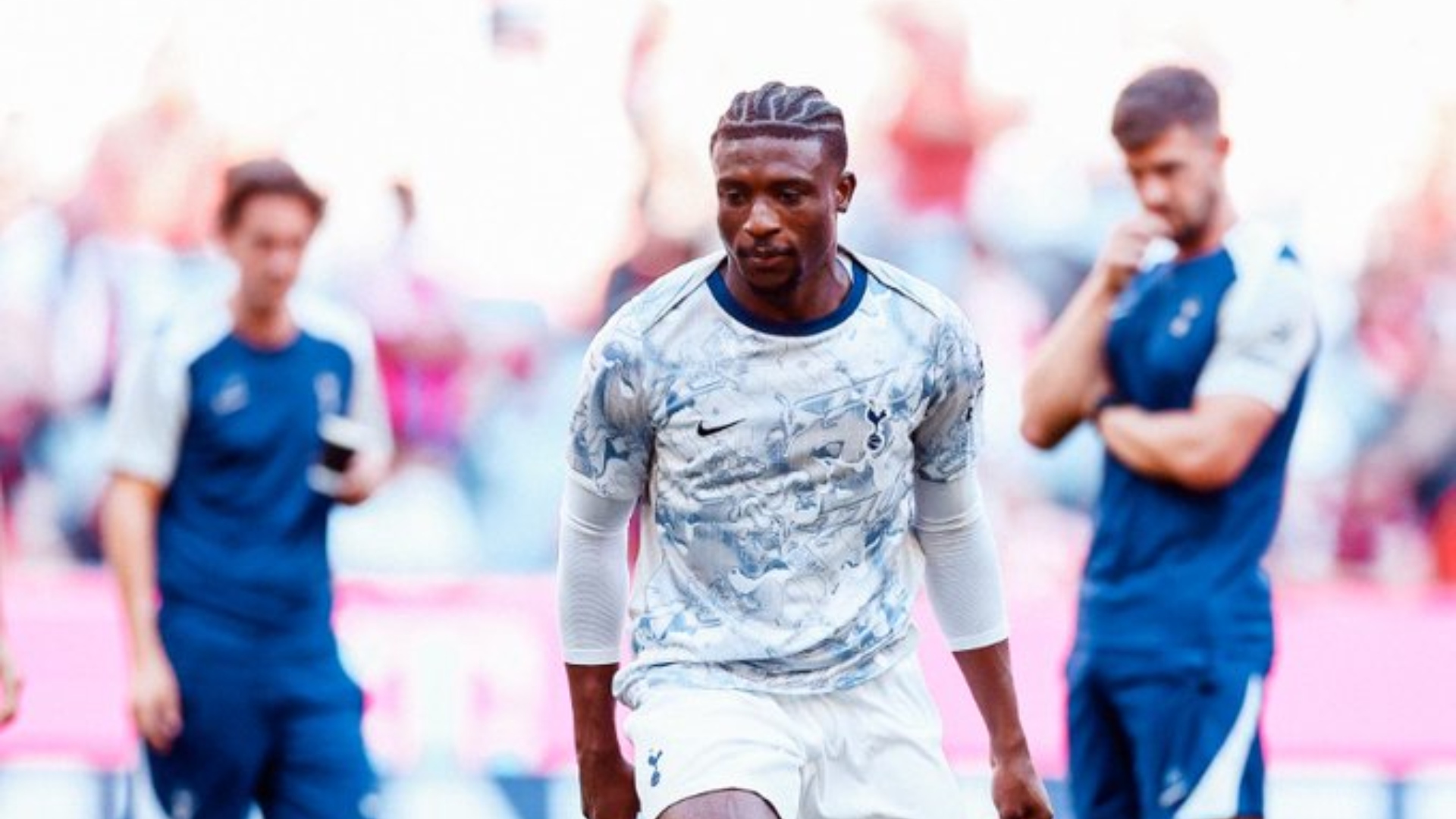 Tottenham calentamiento