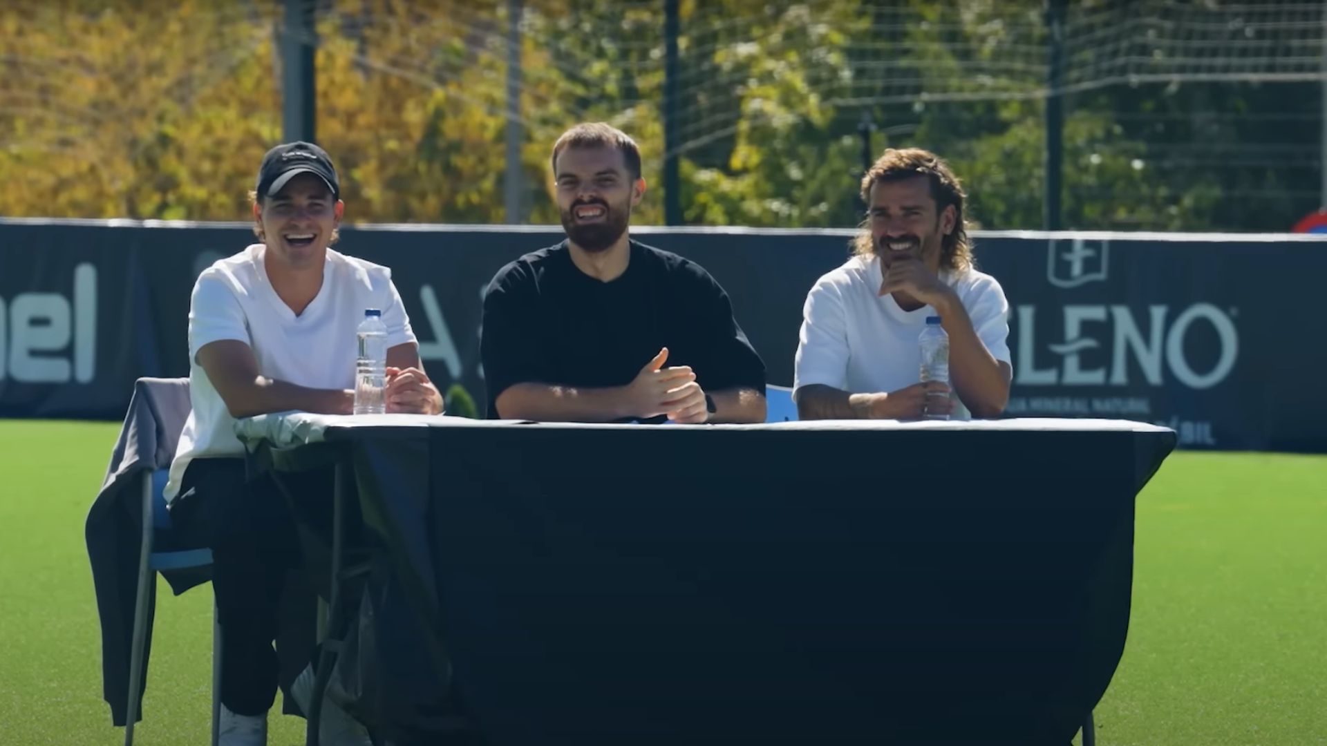 Ibai Llanos, Julián Álvarez, Griezmann