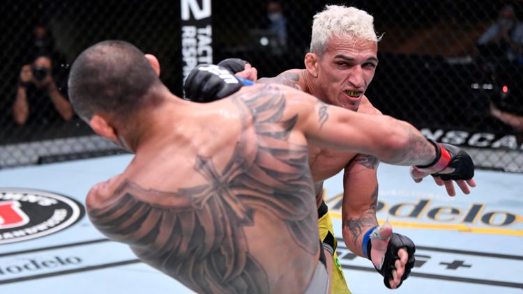 Charles Oliveira Tony Ferguson UFC 256 12122020