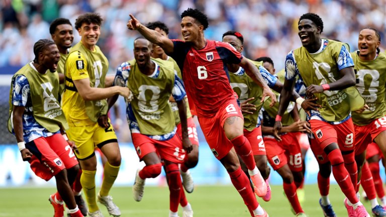 World Cup Daily: Cape Verde's story continues, Mo weaves his magic and Scotland with injury woes