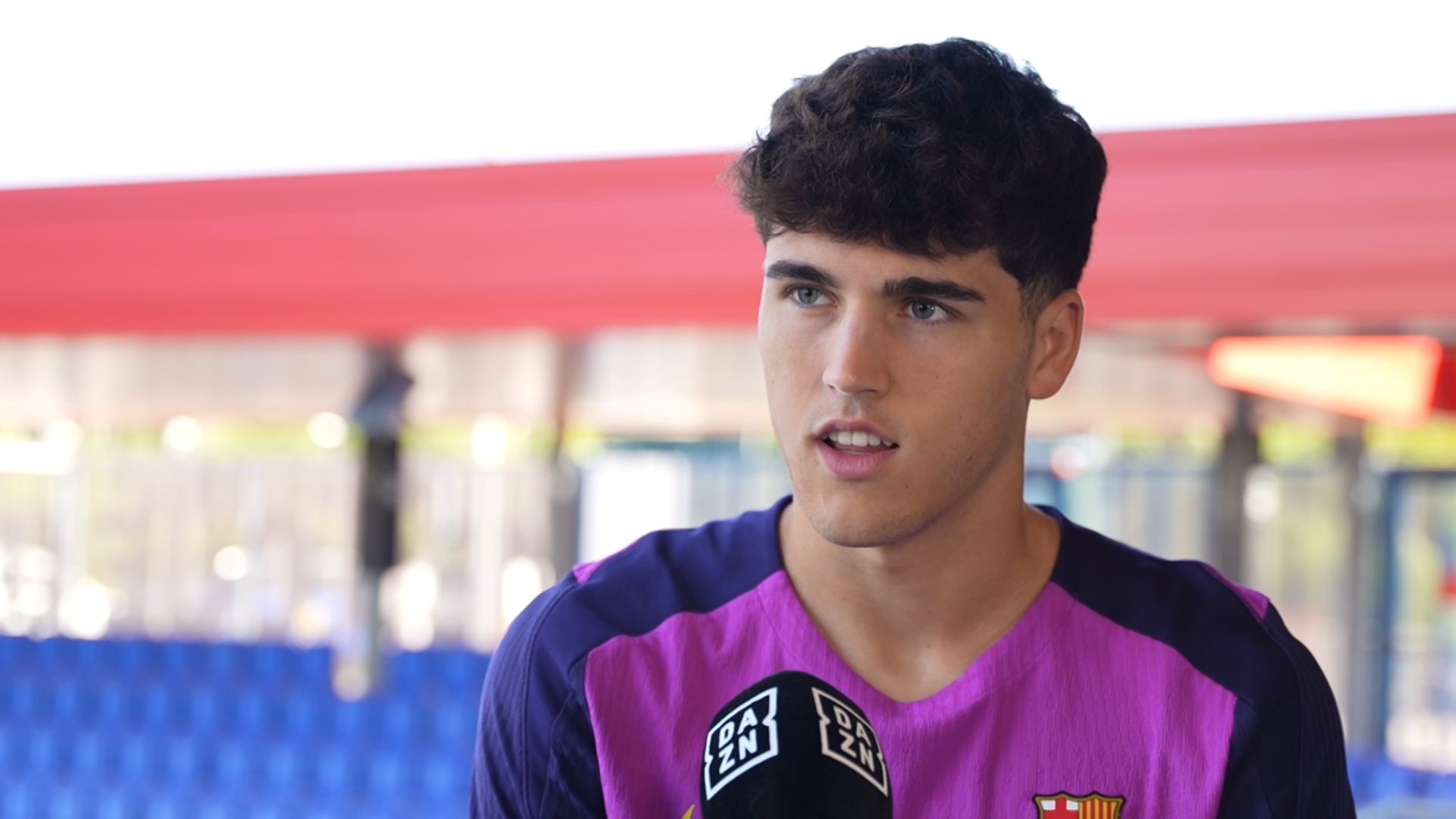 Pau Cubarsí, FC Barcelona, DAZN