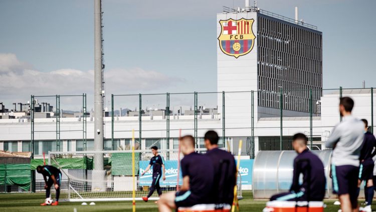 2019-04-08-Barcelona-La Masia