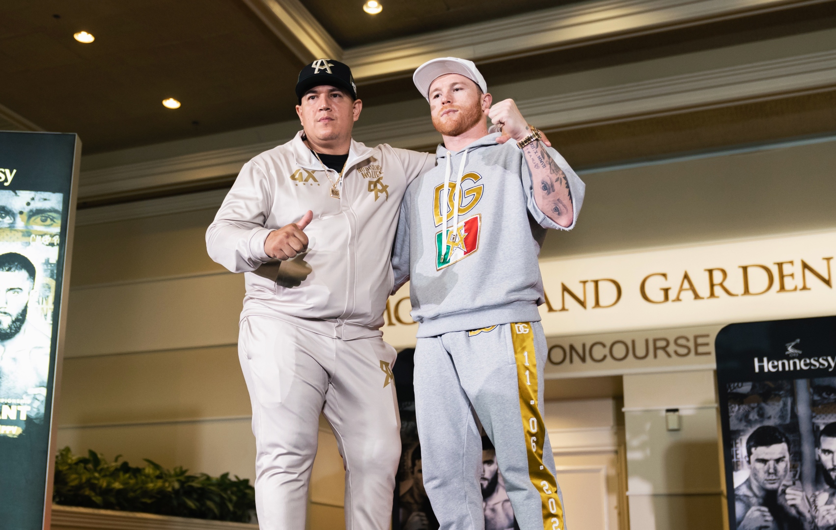 Saul Canelo Alvarez vs. Caleb Plant