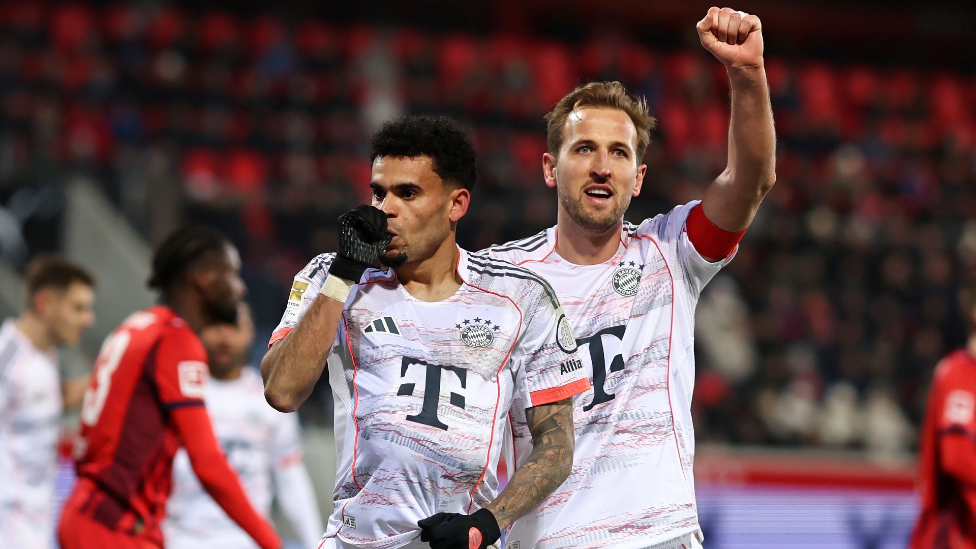 FC Bayern Luis Diaz Bundesliga 221225