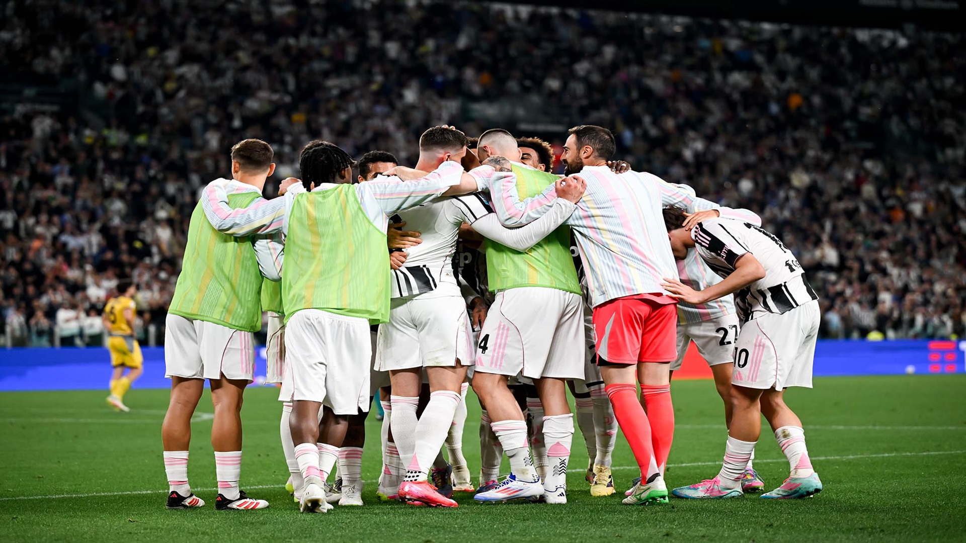 juve abrazo