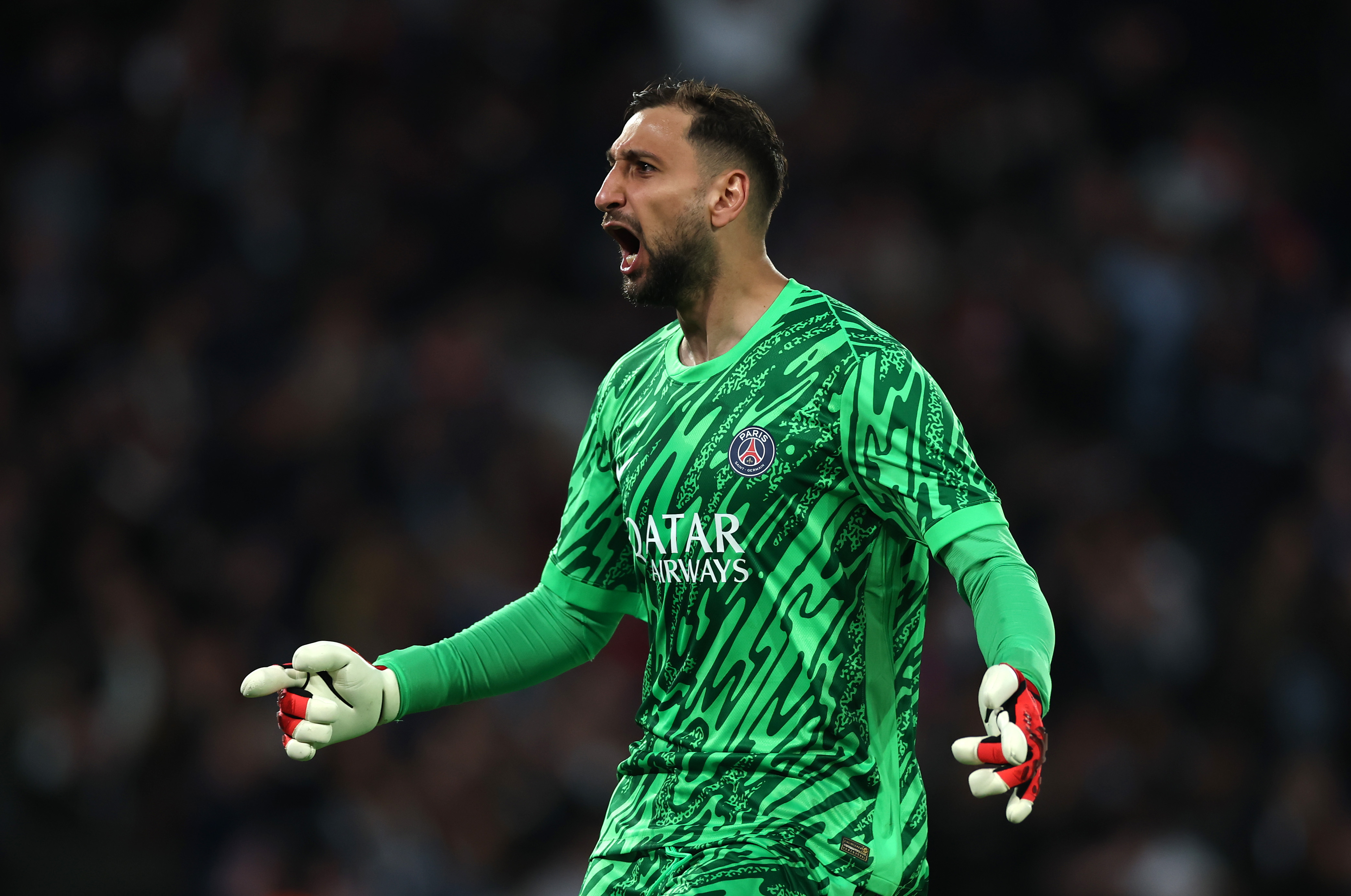 Gigio Donnarumma esulta per la vittoria del PSG