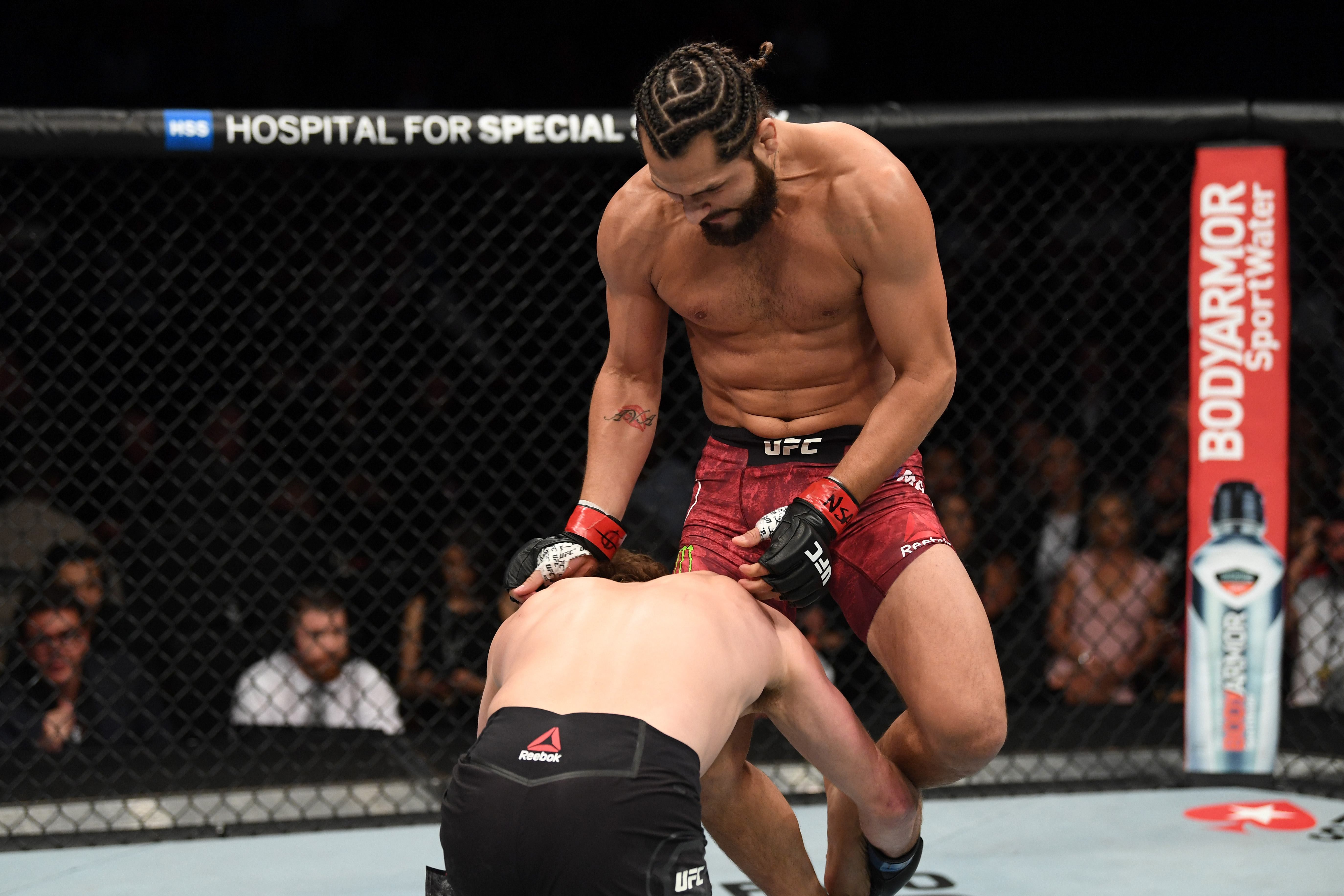 Jorge Masvidal knees Ben Askren