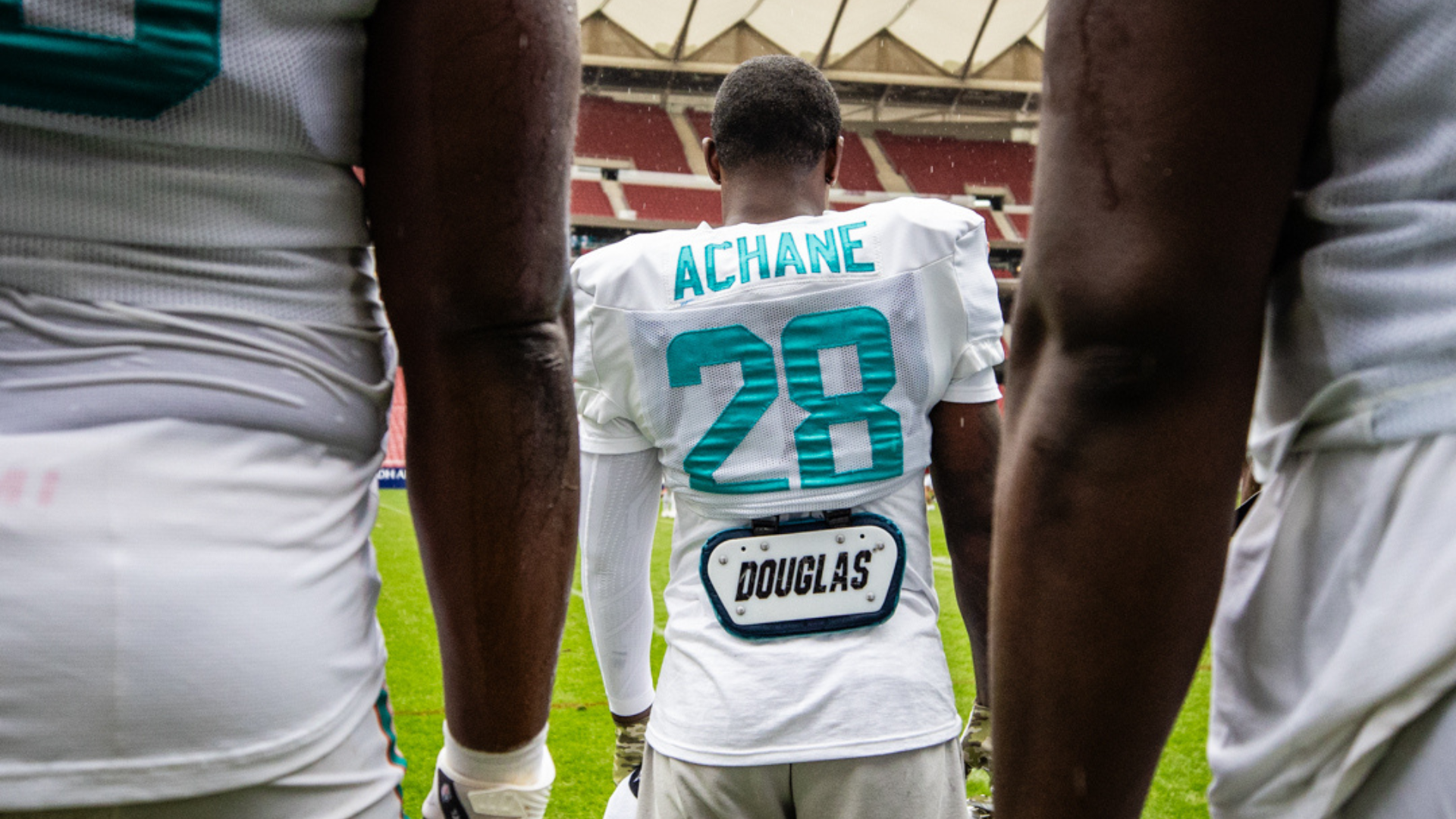 De’Von Achane Metropolitano