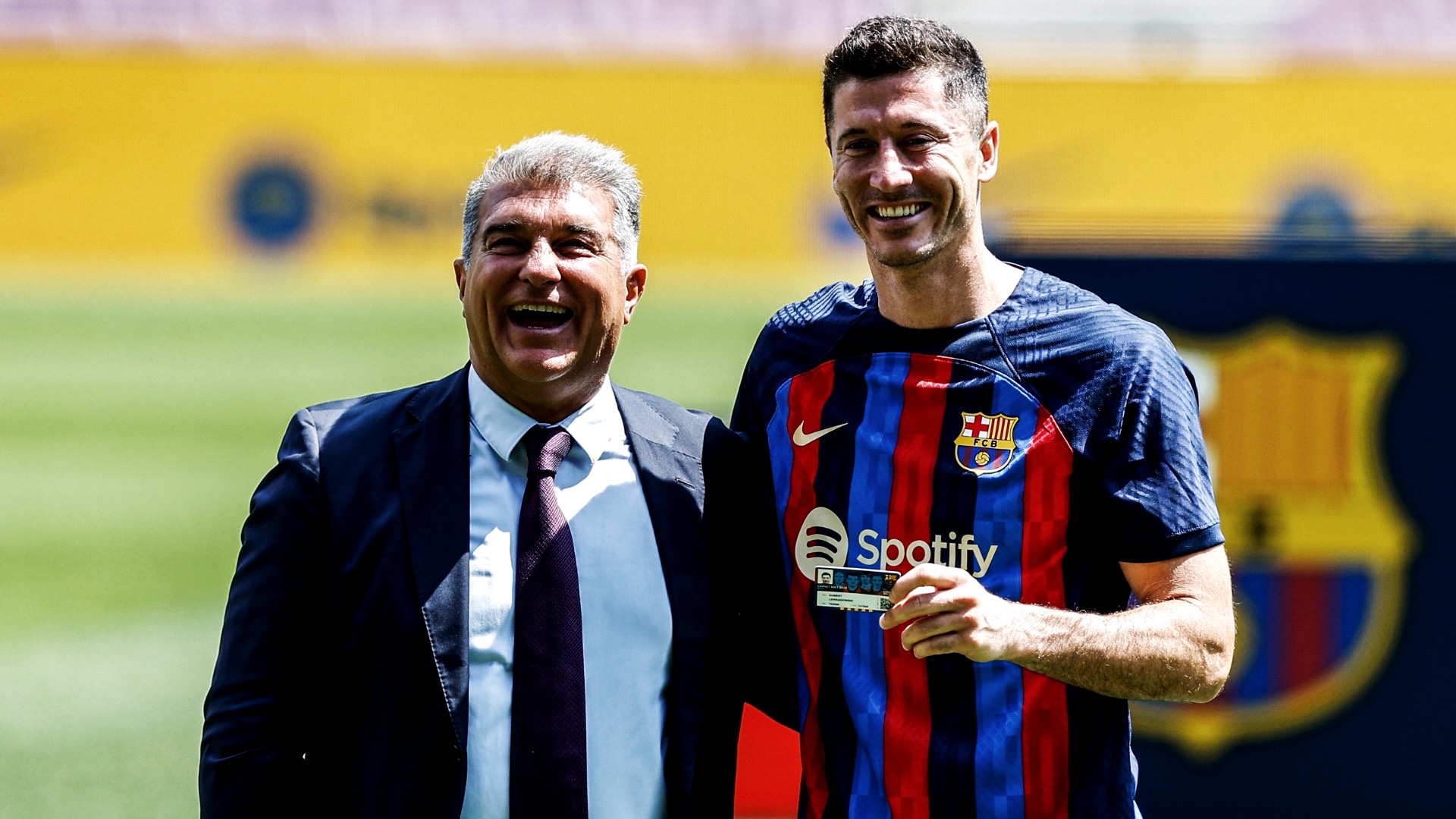 laporta-lewandowski-liga-20220805