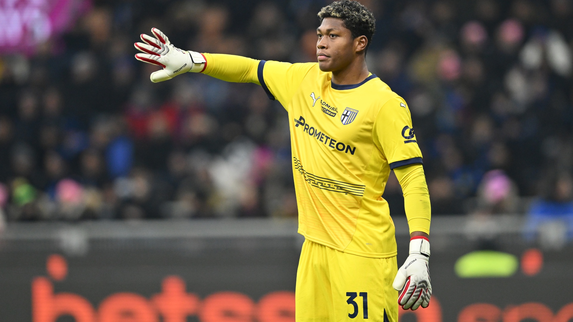 王者インテルのGK鈴木彩艶封じに伊解説陣が注目！「見たかい？すぐに