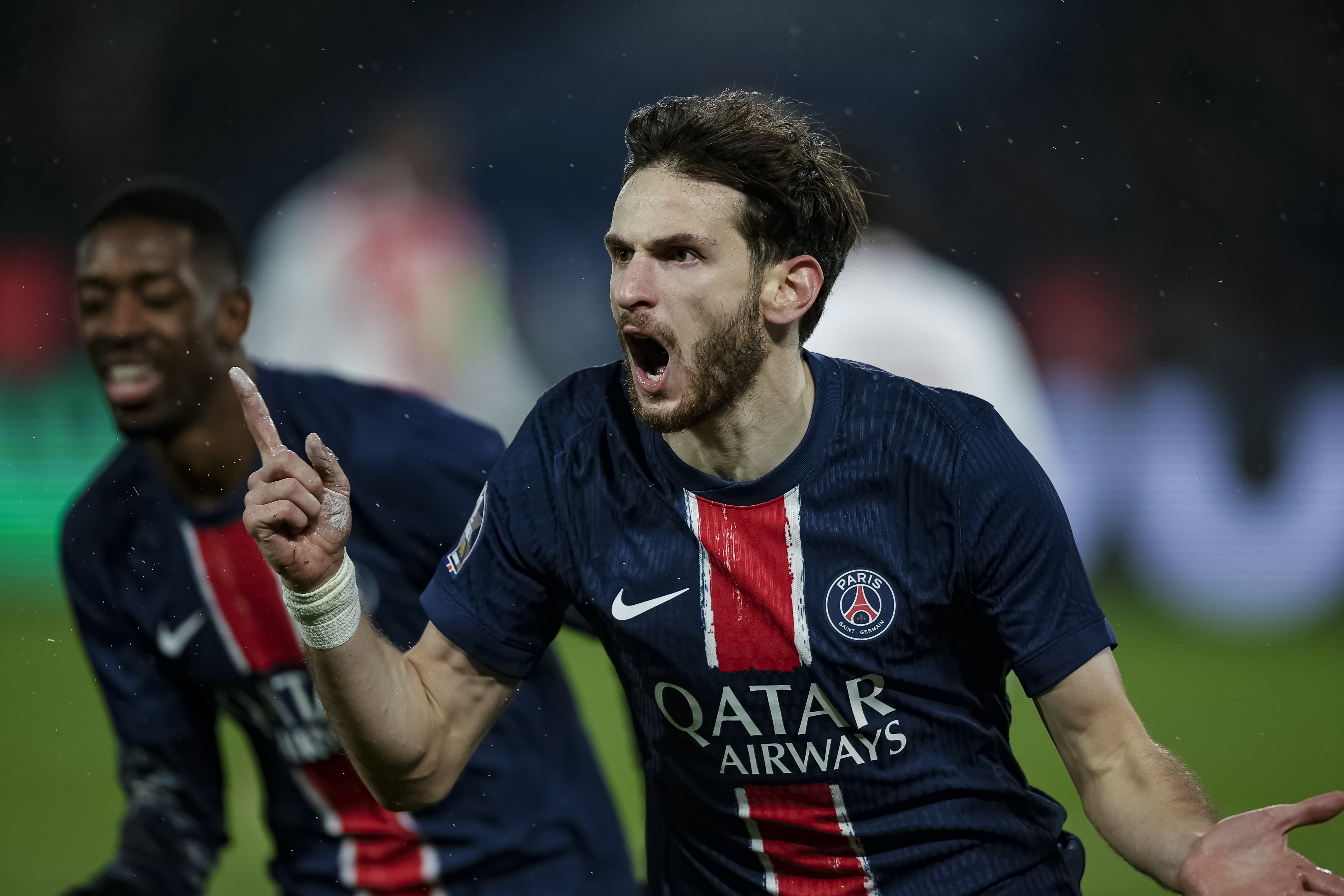 Kvaratskhelia esulta per il Paris Saint-Germain